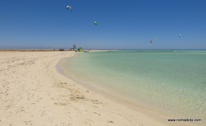 kitsurfing croisiere kite nomadkite kite safari egypt red sea hurghada bruno monbeig sejour cruise travel